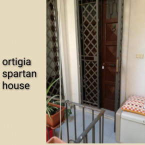 Отель Ortigia spartan house 2, Сиракуза